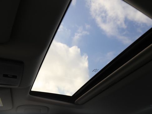 Used 2021 Nissan Altima 2.5 SV w/ SV Premium Package image 20