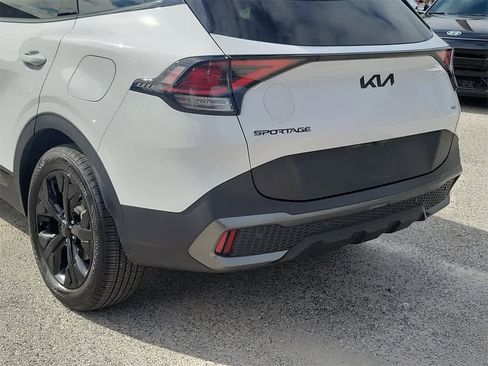 Used 2025 Kia Sportage X-Line w/ Premium Package image 8