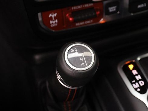 Used 2020 Jeep Wrangler Unlimited Rubicon AWD/4WD image 20