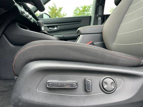 Used 2025 Honda CR-V Sport image 24