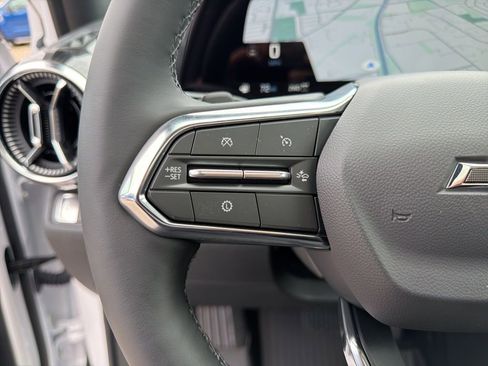 New 2026 Chevrolet Equinox LT AWD/4WD image 21