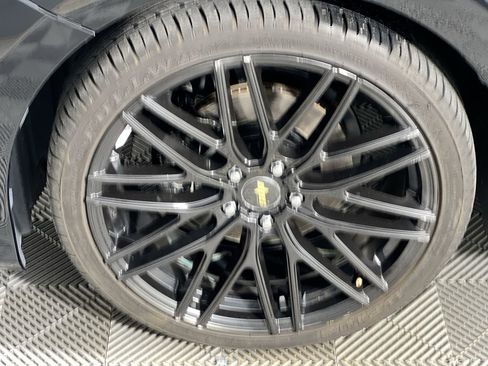 Used 2019 Toyota Camry LE image 11