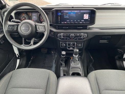 Used 2024 Jeep Wrangler Sport S image 13