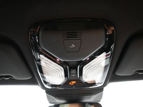 Used 2024 BMW X5 xDrive40i w/ Premium Package AWD/4WD image 19