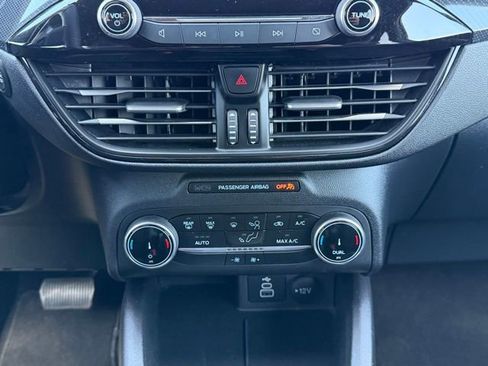 Used 2025 Ford Escape ST-Line AWD/4WD image 32