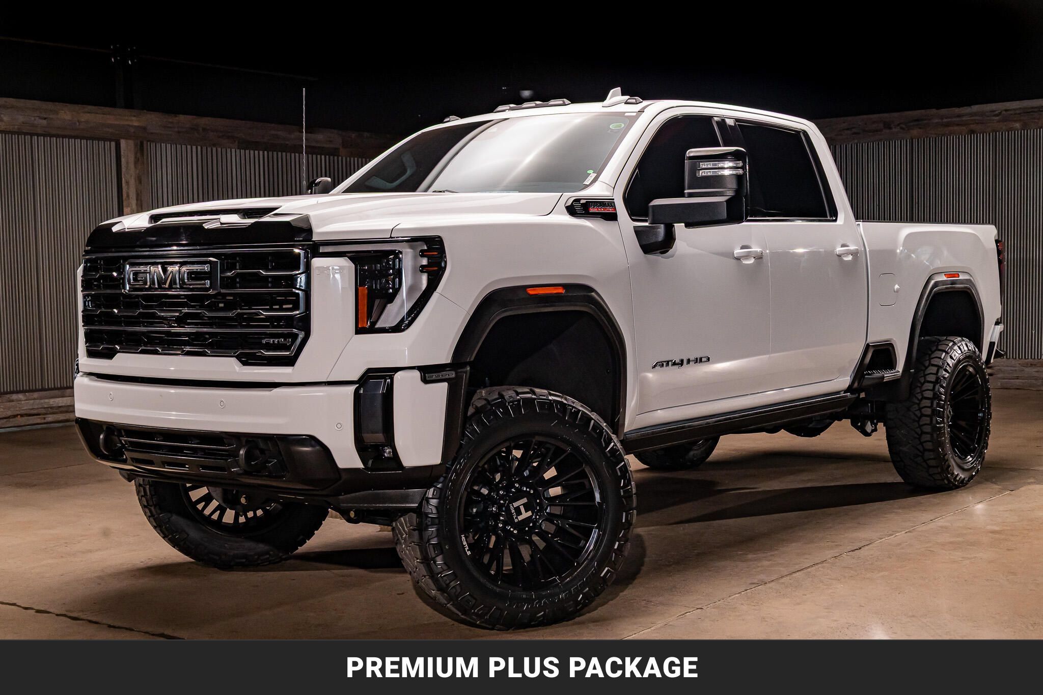 Used 2024 GMC Sierra 2500 AT4 w/ AT4 Premium Plus Package AWD/4WD image 5