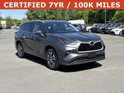 Used 2023 Toyota Highlander XLE
