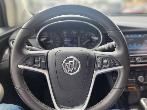 Used 2021 Buick Encore Preferred w/ Safety Package image 14