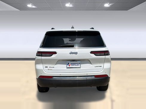 Certified 2022 Jeep Grand Cherokee L Limited AWD/4WD image 10