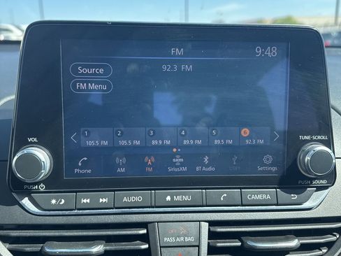 Used 2024 Nissan Altima 2.5 SV image 12