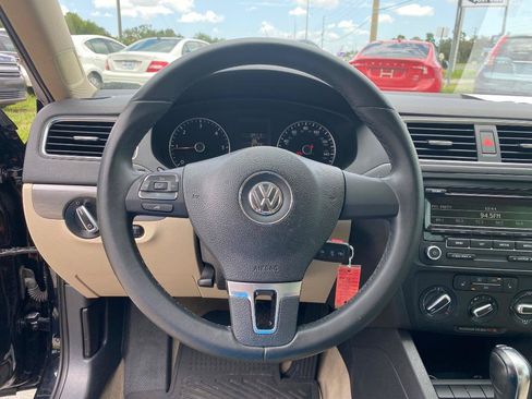 Used 2013 Volkswagen Jetta TDI FWD image 25