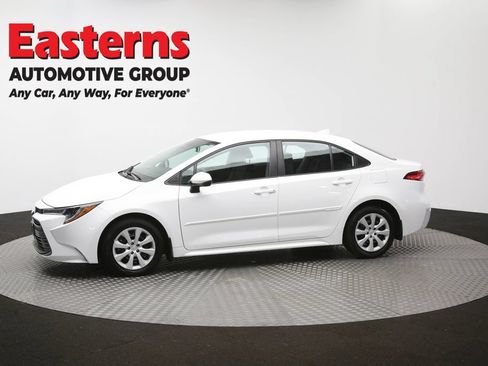 Used 2024 Toyota Corolla LE FWD image 57