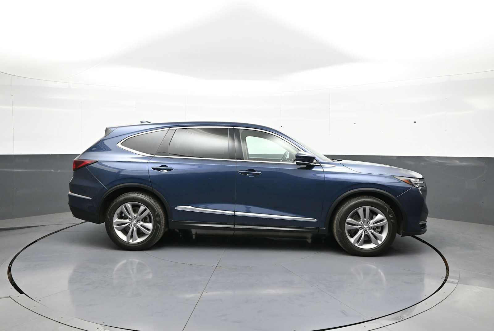 Certified 2025 Acura MDX SH-AWD image 5