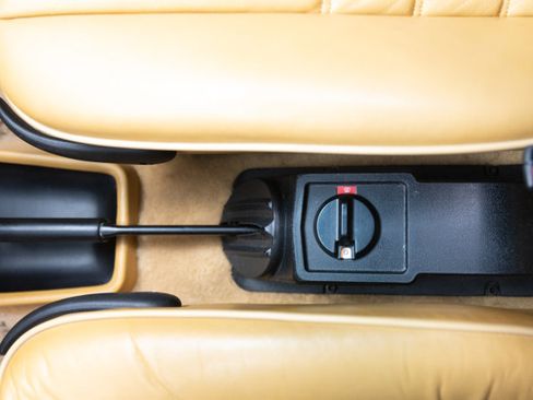 Used 1987 Porsche 911 Carrera RWD image 85