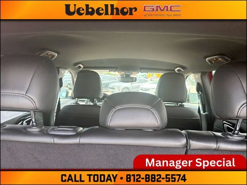 Used 2023 Jeep Compass Limited AWD/4WD image 10