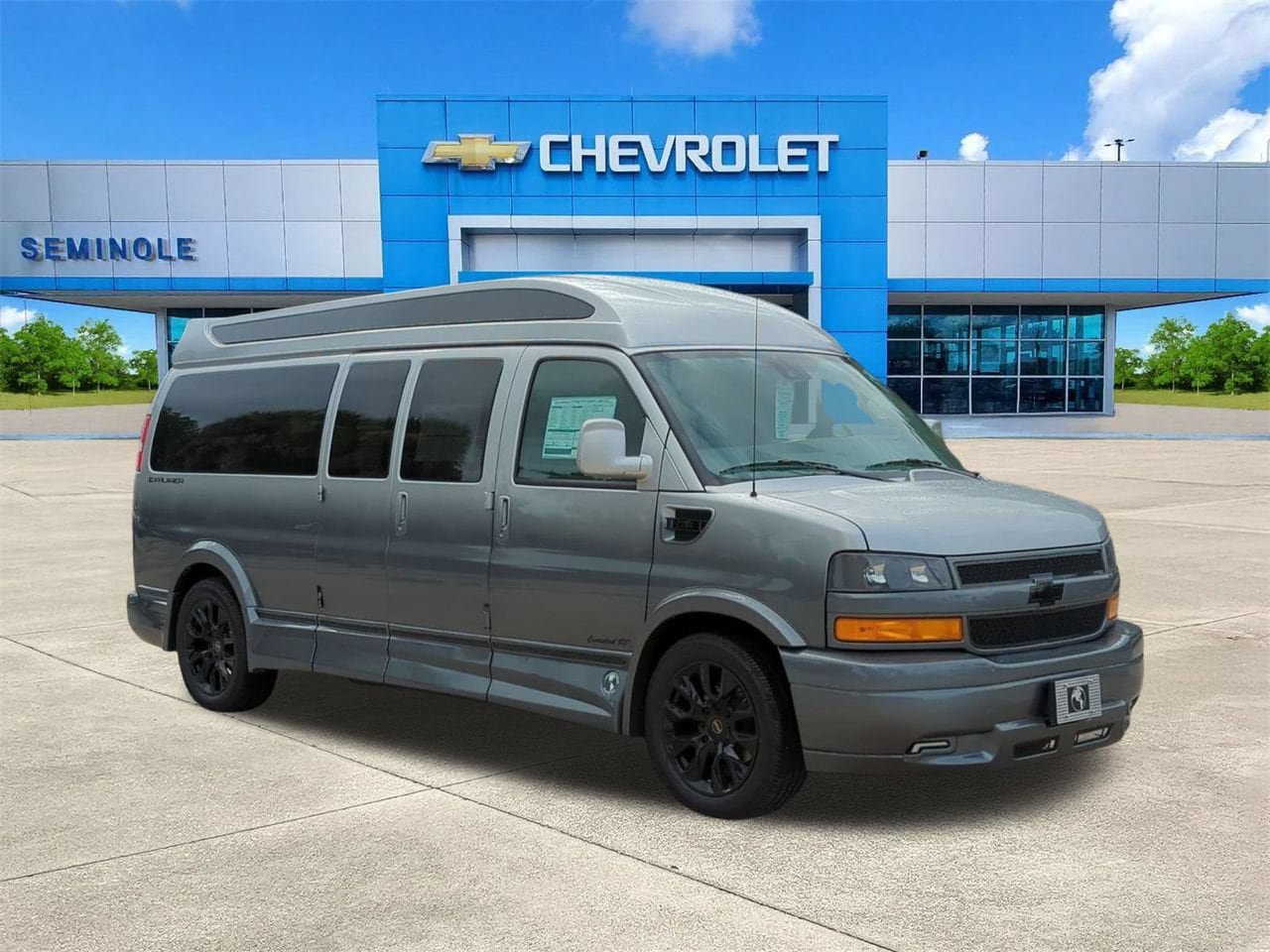 New 2026 Chevrolet Express 2500 Extended w/ Driver Convenience Package RWD image 1