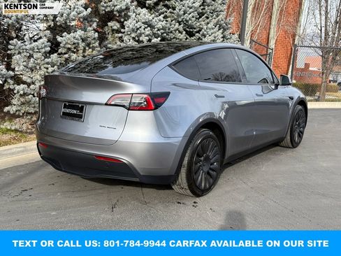 Used 2024 Tesla Model Y Long Range image 9