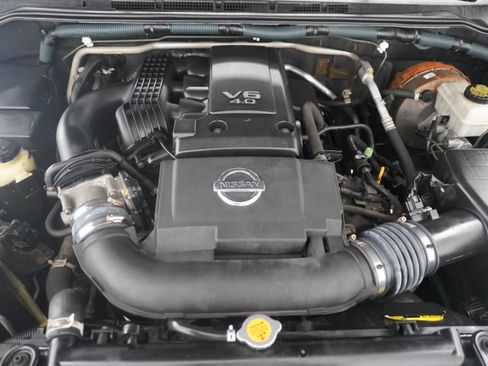 Used 2007 Nissan Frontier LE RWD image 25