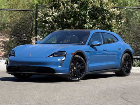 Certified 2023 Porsche Taycan 4 Cross Turismo w/ Premium Package AWD/4WD image 1