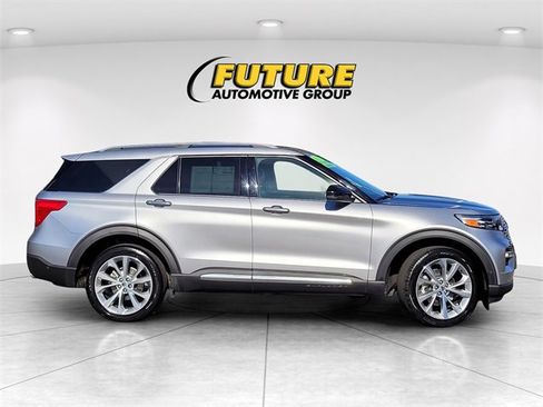 Certified 2021 Ford Explorer Platinum w/ Equipment Group 601A image 11