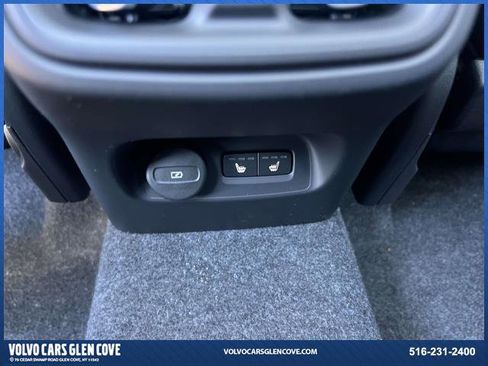 New 2026 Volvo XC40 B5 Core w/ Climate Package image 11