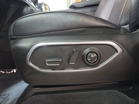 Used 2024 Jeep Wagoneer Series II AWD/4WD image 31