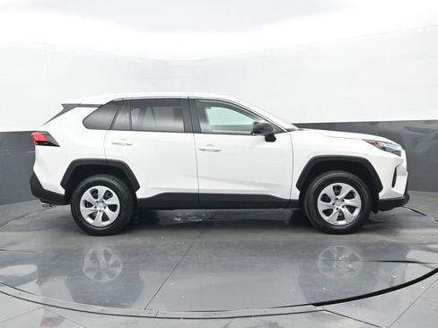 Used 2025 Toyota RAV4 LE image 2
