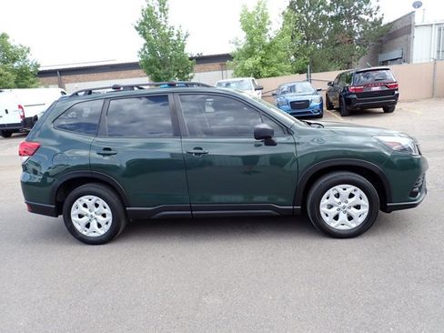 Used 2024 Subaru Forester AWD/4WD image 5