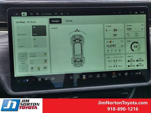 Used 2022 Rivian R1T Adventure AWD/4WD image 17