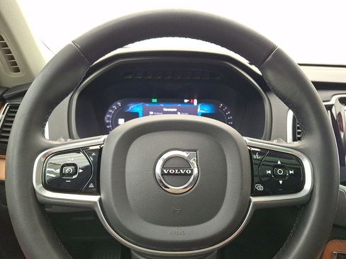 Used 2023 Volvo XC90 B6 Plus w/ Protection Package Premier AWD/4WD image 19