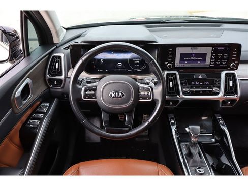 Used 2021 Kia Sorento SX Prestige image 22