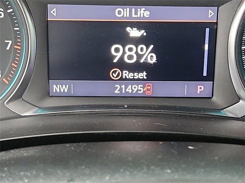 Certified 2023 Chevrolet Traverse LT image 19