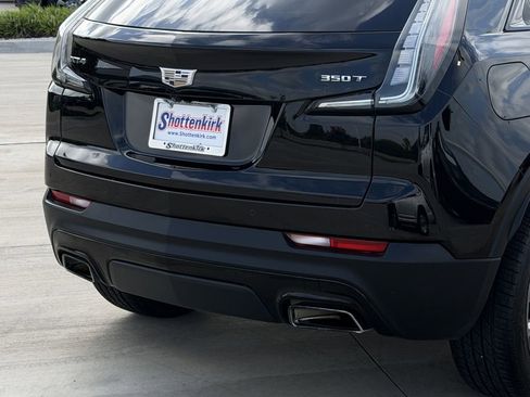 Used 2020 Cadillac XT4 Sport w/ Cold Weather Package FWD image 6