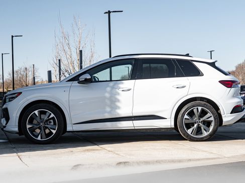 Certified 2024 Audi Q4 e-tron Premium Plus w/ Premium Plus image 6