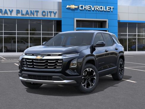 New 2027 Chevrolet Equinox LT w/ Convenience Package II FWD image 6