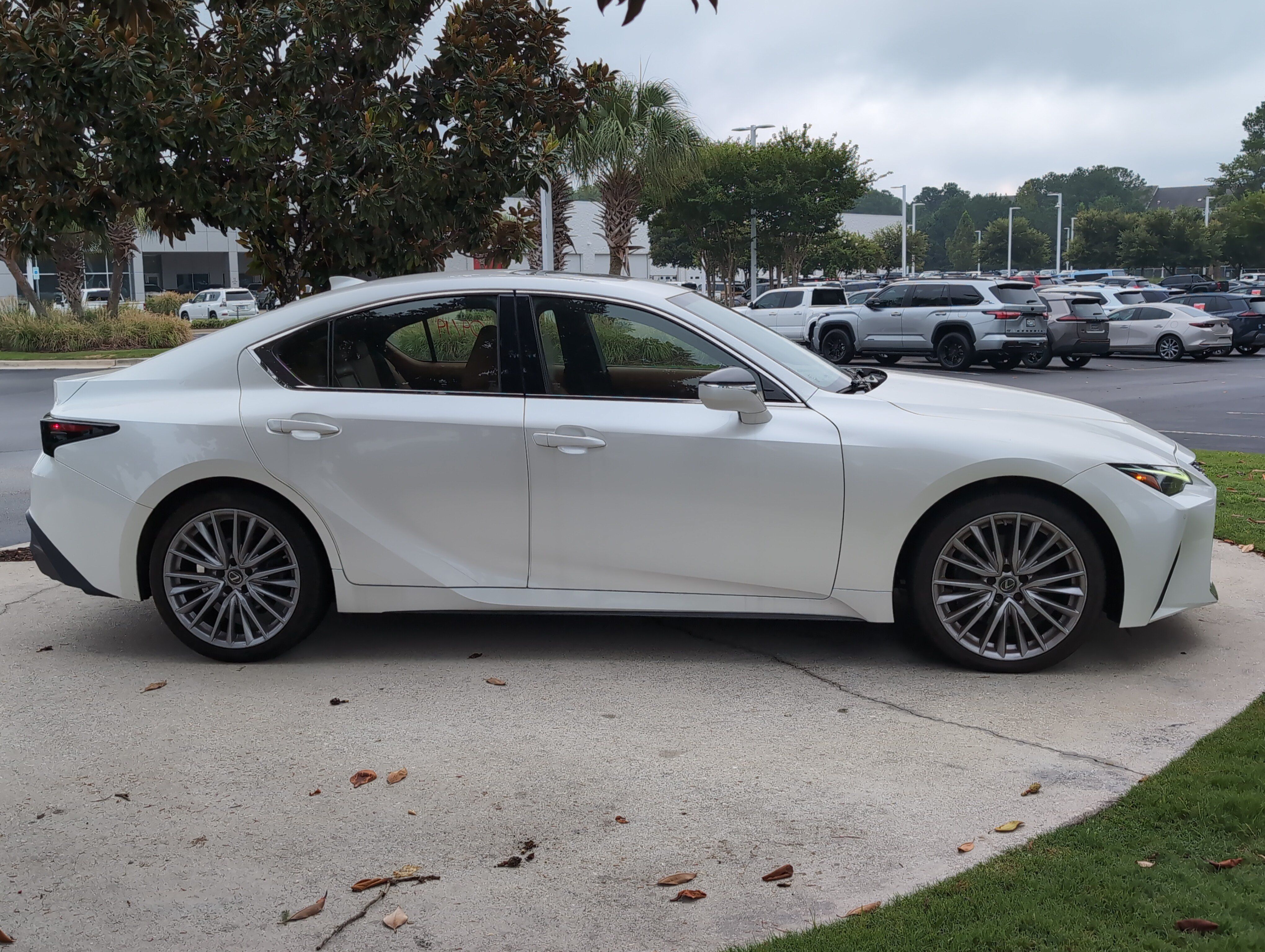 Used 2022 Lexus IS 300 AWD w/ Premium Package image 11