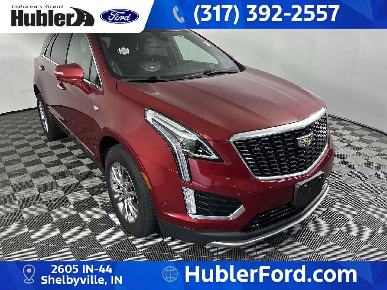 Used 2020 Cadillac XT5 Premium Luxury AWD/4WD image 2