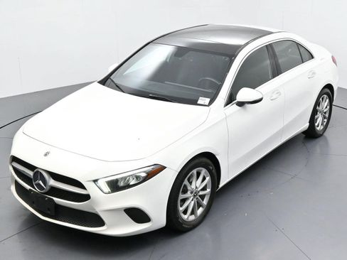 Used 2019 Mercedes-Benz A 220 4MATIC image 35