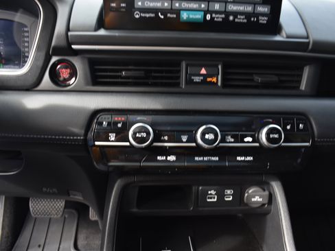 Certified 2023 Honda Pilot Elite image 21