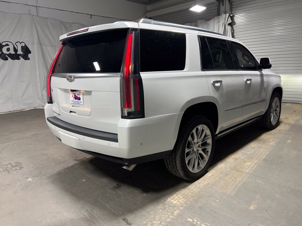 Used 2019 Cadillac Escalade Platinum AWD/4WD image 7