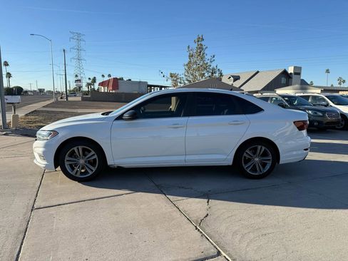 Used 2020 Volkswagen Jetta SE image 6