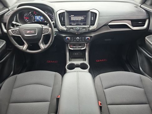 Used 2022 GMC Terrain SLE w/ Driver Convenience Package image 11