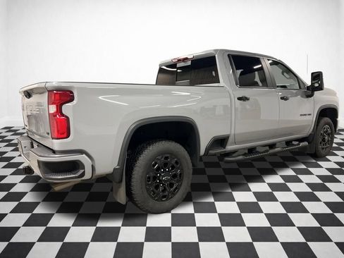 Used 2024 Chevrolet Silverado 3500 LT w/ Z71 Sport Edition image 9