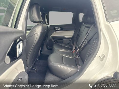 Used 2025 Jeep Compass Limited AWD/4WD image 11