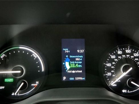 Certified 2024 Toyota Sienna XLE image 28