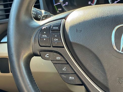 Used 2014 Acura ILX Hybrid w/ Technology Package FWD image 25