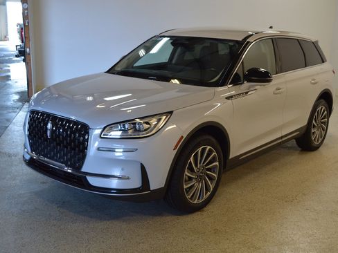 Used 2025 Lincoln Corsair Reserve AWD/4WD image 7