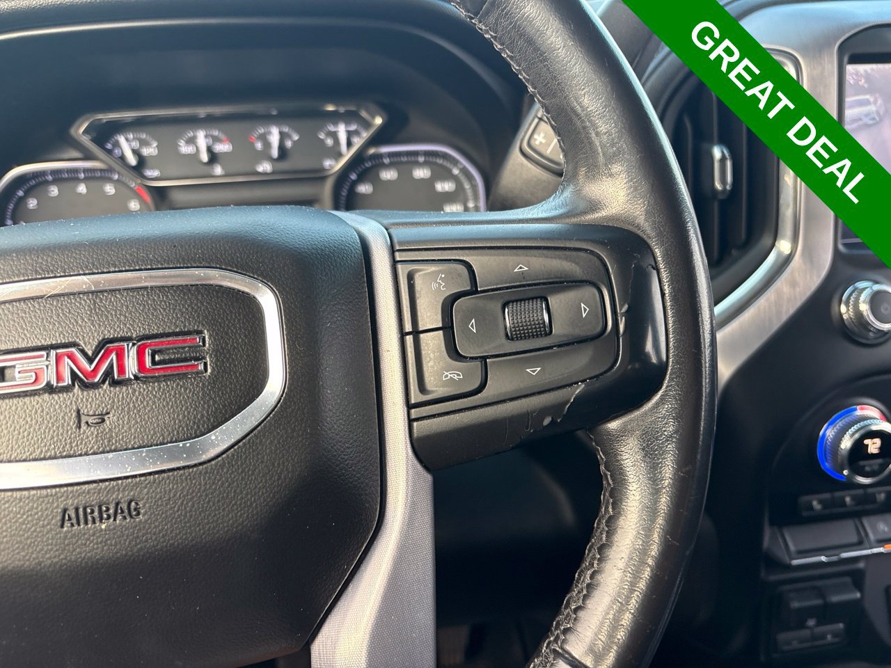 Used 2020 GMC Sierra 1500 SLT RWD image 24