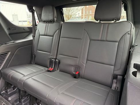 Used 2022 Chevrolet Tahoe RST image 13