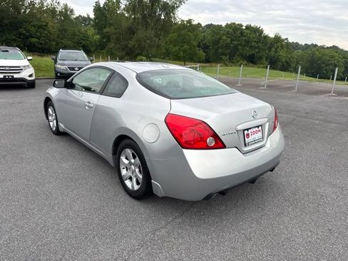 Used 2009 Nissan Altima 2.5 S w/ Premium Pkg FWD image 6